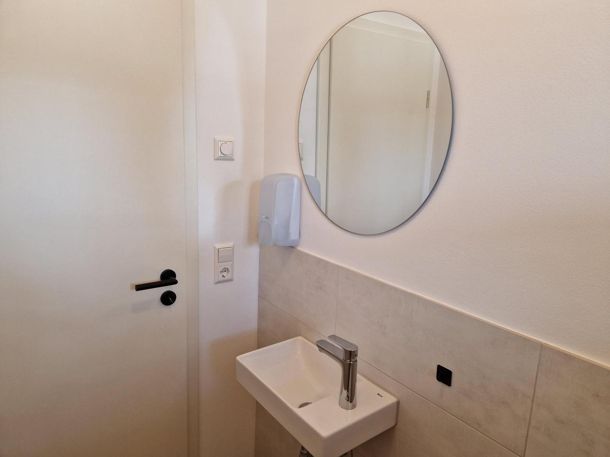 Fewo1 Neuwertige, Grosse 110qm Ueber Zwei Etagen Mit Balkon Im Aussenbereich Apartment