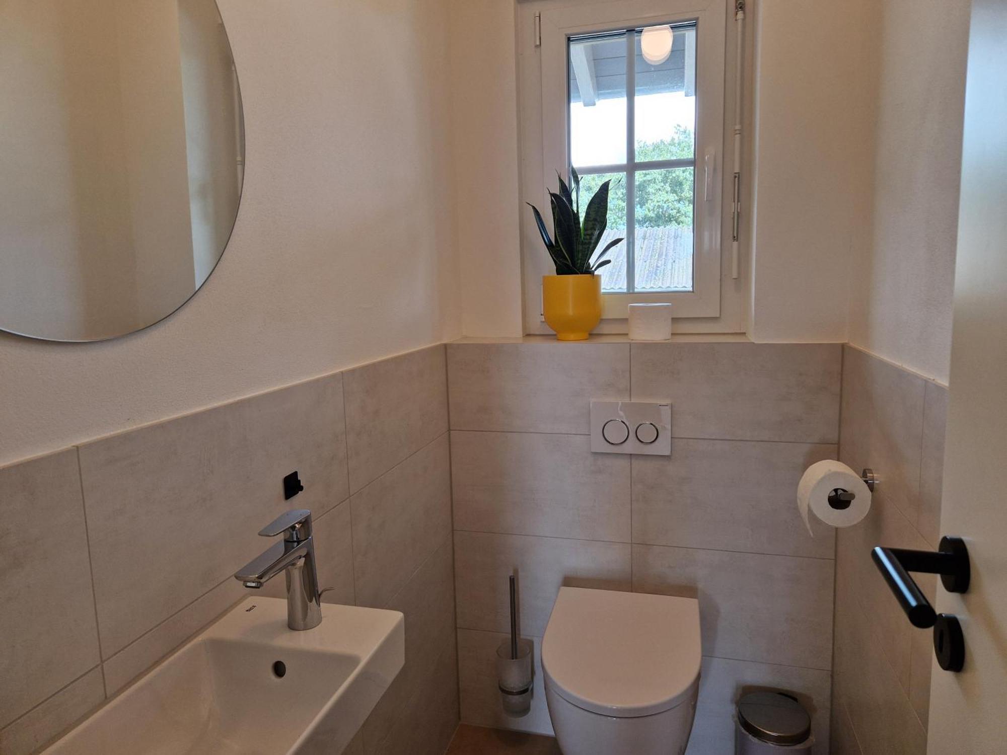 Fewo1 Neuwertige, Grosse 110qm Ueber Zwei Etagen Mit Balkon Im Aussenbereich * Riegel