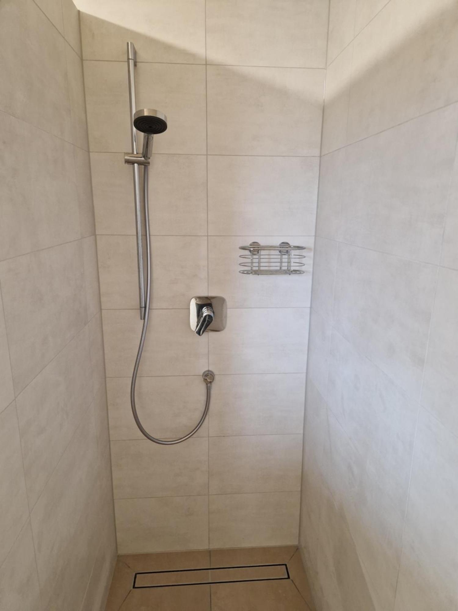 Fewo1 Neuwertige, Grosse 110qm Ueber Zwei Etagen Mit Balkon Im Aussenbereich Apartment *