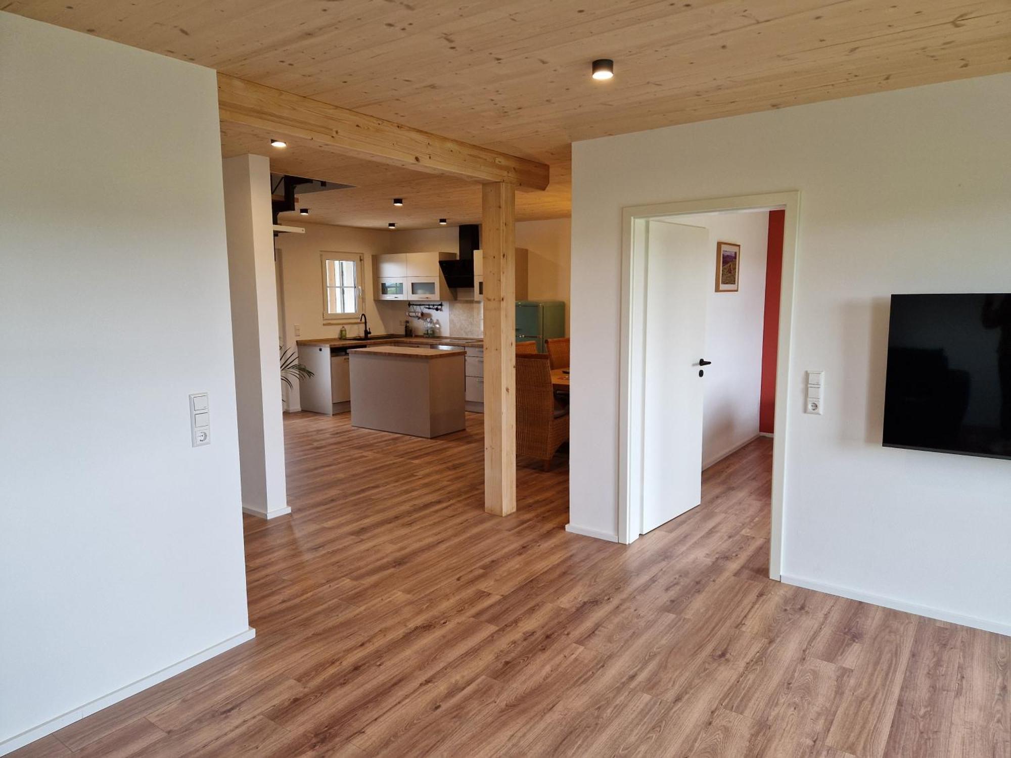 Fewo1 Neuwertige, Grosse 110qm Ueber Zwei Etagen Mit Balkon Im Aussenbereich *