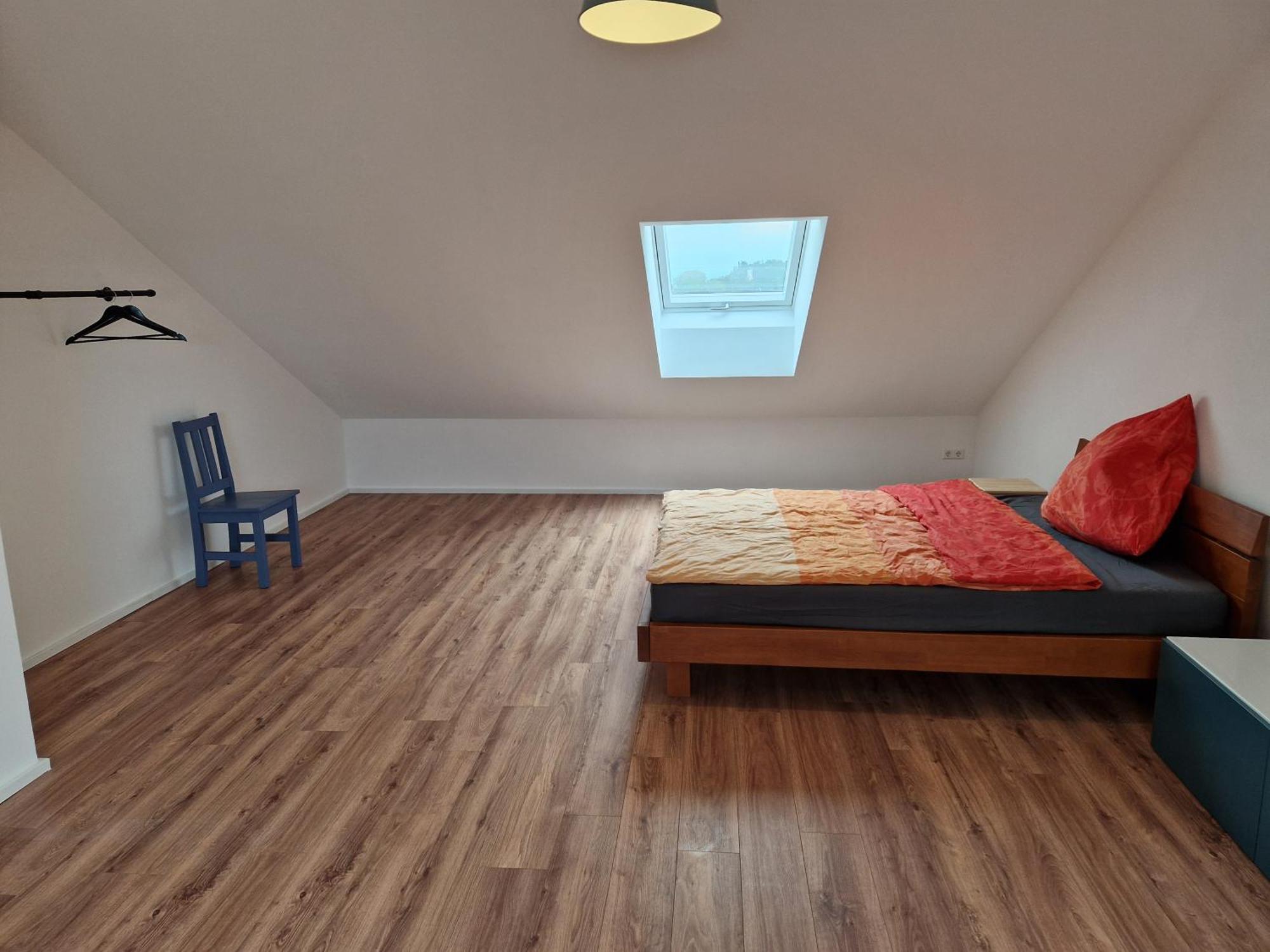 Apartment Fewo1 Neuwertige, Grosse 110qm Ueber Zwei Etagen Mit Balkon Im Aussenbereich
